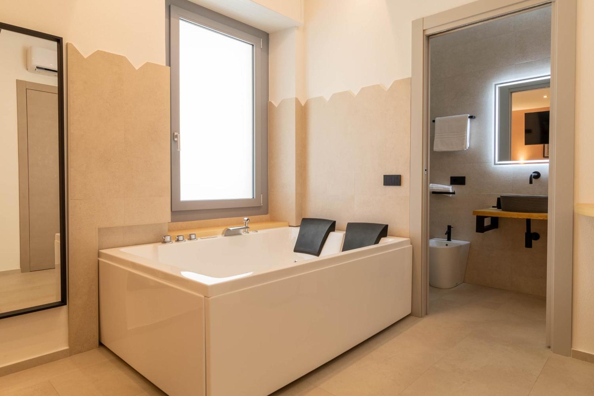 Sardinian Days - Suites & Rooms Cagliari Exterior foto
